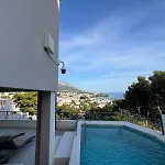 Blue Heaven Apartment *