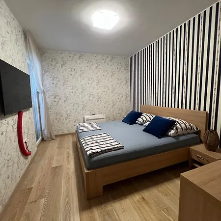 Apartment Blue Heaven *